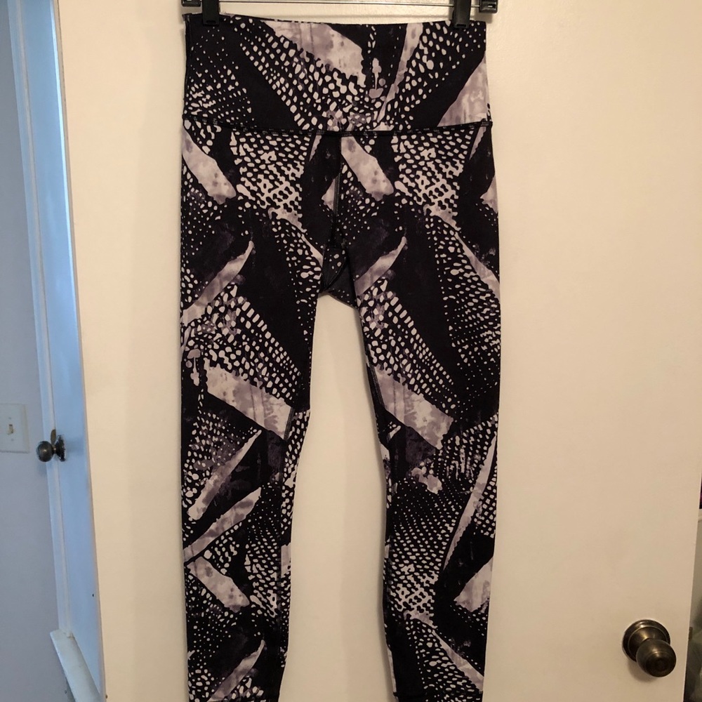 Lululemon wunder unders